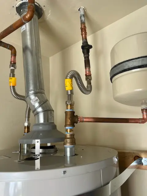 Water heater installation and plumbing repair in Hemlock Hill